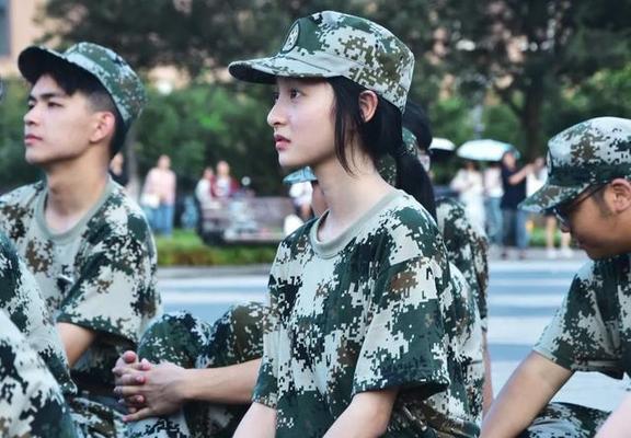 《青春之梦》（一段热情洋溢的青春故事）