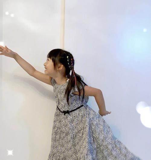 一个充满活力的小女孩的故事（一个充满活力的小女孩的故事）