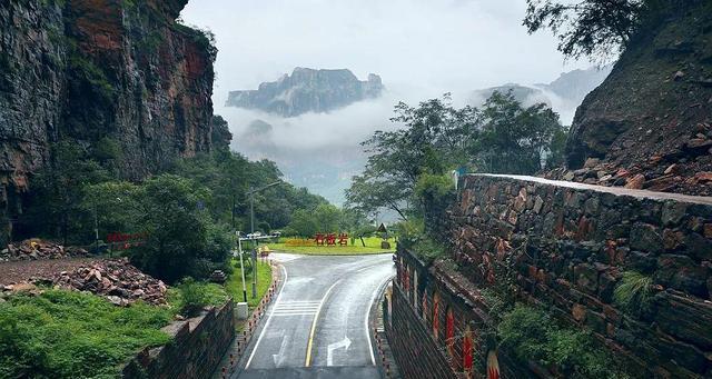 遇见草原的美丽（踏上探访哈萨克草原之旅）