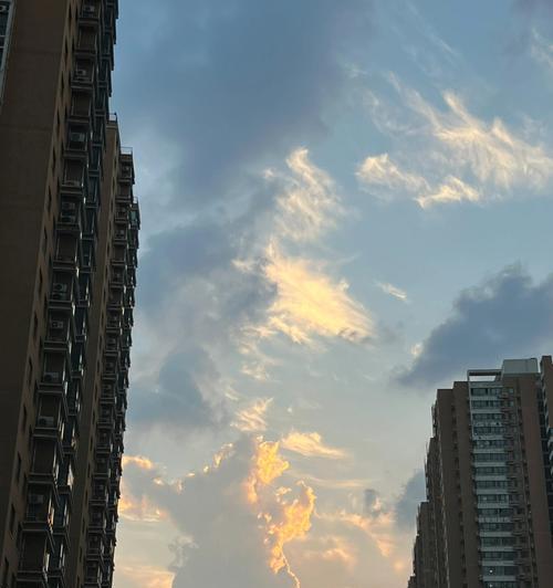 阳光如春（邂逅阳光的故事）