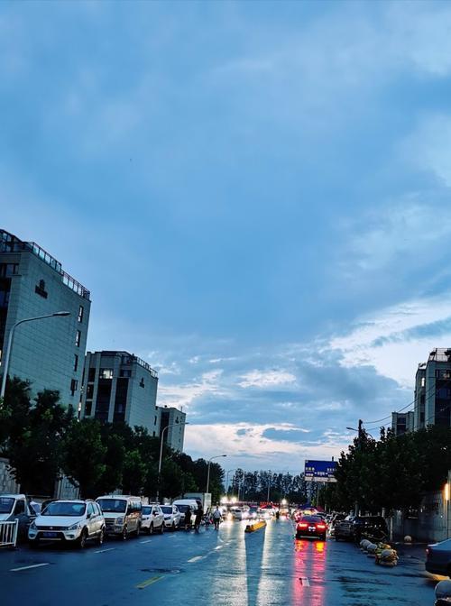 温暖的雨（一场陌生人的问候）
