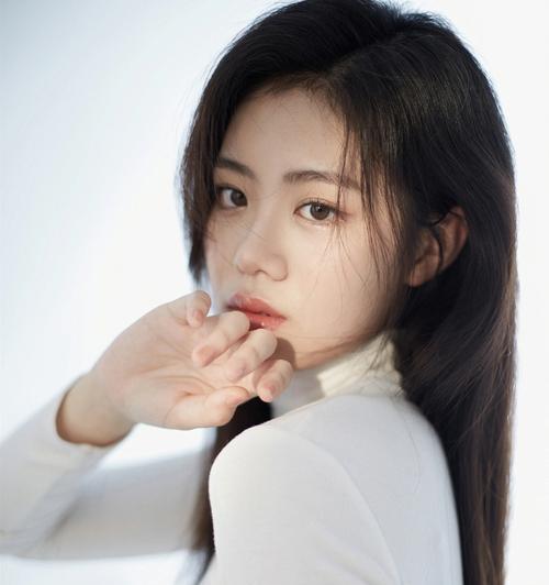 美丽又温柔的女孩（用爱温暖每一个人）