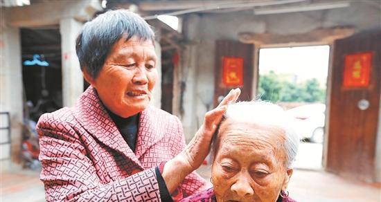 “微照”，以无微不至的照顾传递温暖（一份爱心，一份关怀，点亮人生路）