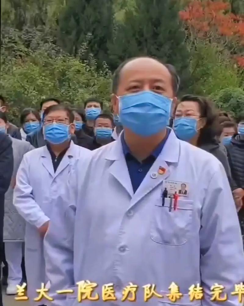 坚守岗位、奋战在疫情前线——致敬抗疫英雄（一群平凡人的不平凡故事）