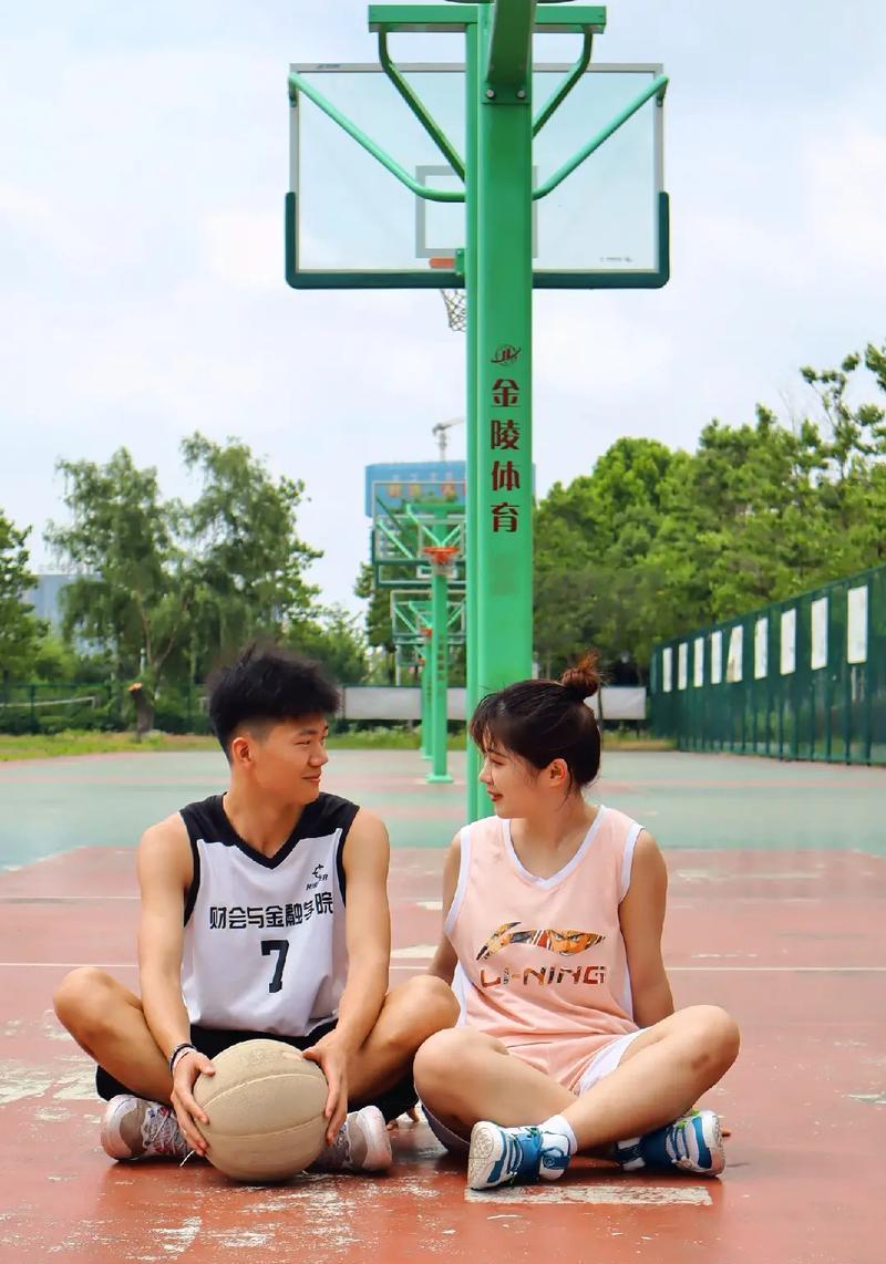 青春热爱不后悔（唯有坚持不懈，方得始终）