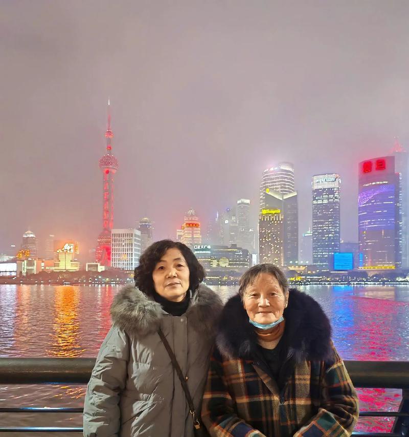 煎熬与绽放（一朵花的成长之路）