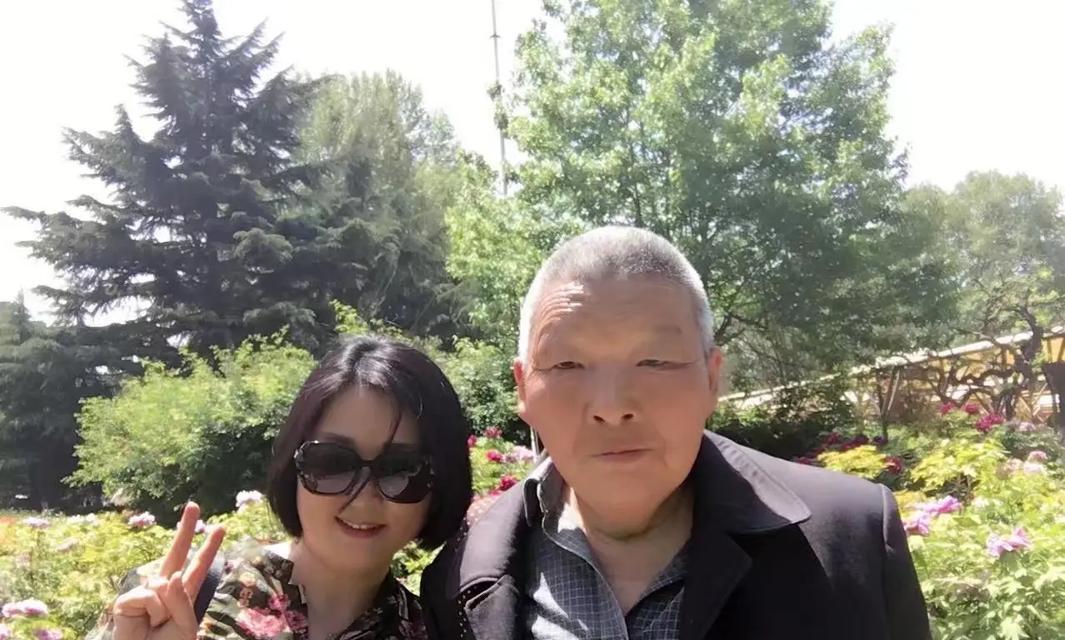 永远爱着爸爸（远离的身影，亲切的心灵）